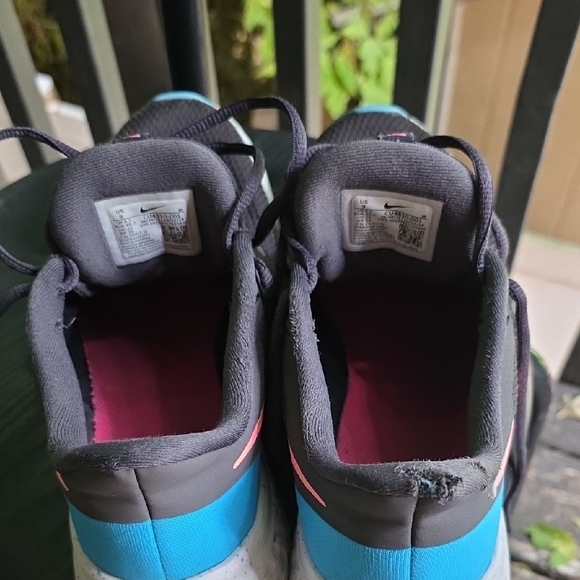 Nike Black and Coral Athletic Shoes - Picture 10 of 12